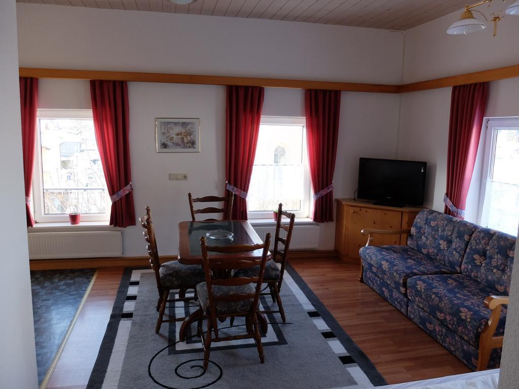 Gasthof Zum Hochfelln Hotel Bergen  Esterno foto